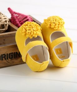 yellow shoes for newborn